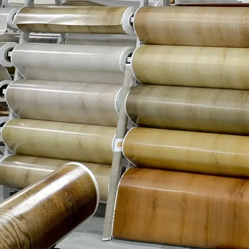 WPC 바닥 라미네이팅용 PVC 컬러 장식 필름: 왜 바닥재의 판도를 바꿀까요?